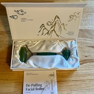 Jade Facial Message Roller-New-Mount Lai